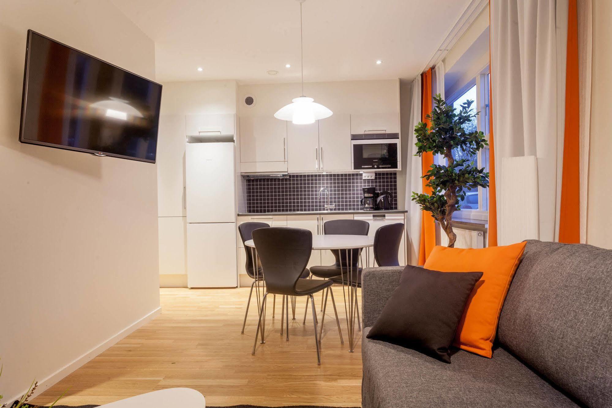 Apartdirect โซลนา ภายนอก รูปภาพ