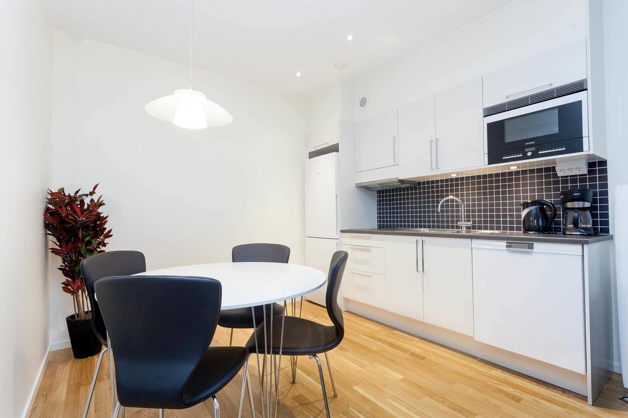 Apartdirect โซลนา ภายนอก รูปภาพ